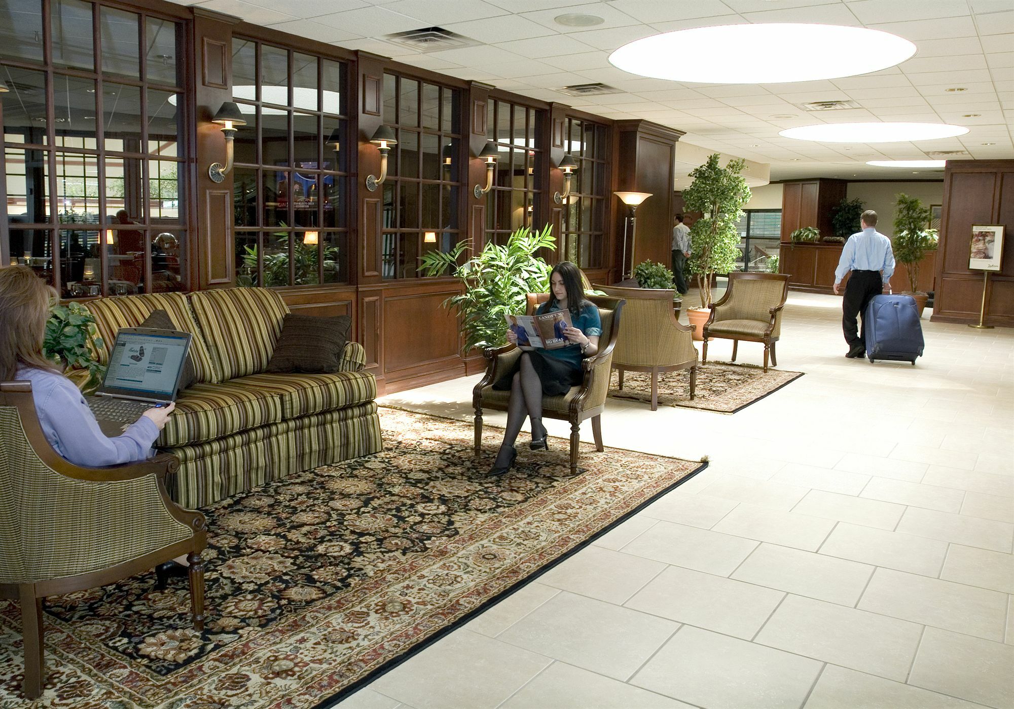 Delta Hotels by Marriott Utica Exteriör bild