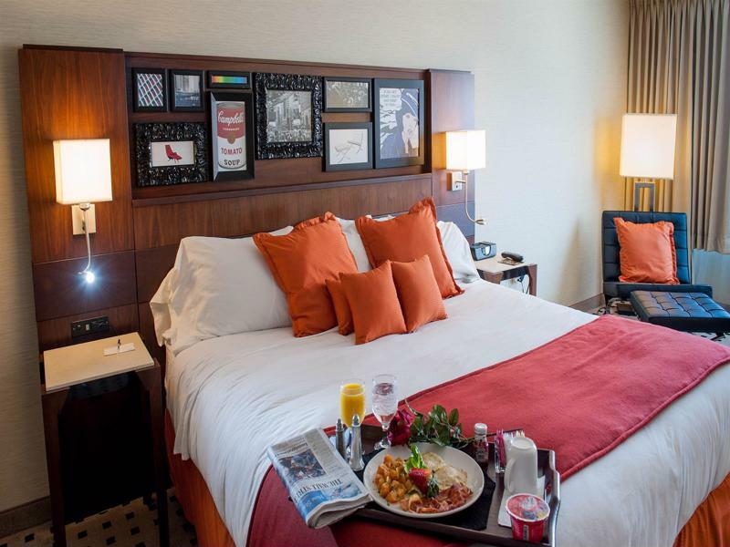 Delta Hotels by Marriott Utica Exteriör bild